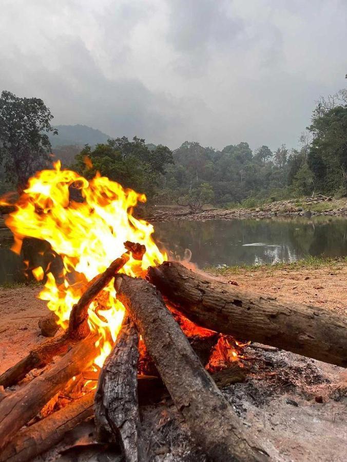 Coorg River Rock Camping Madikeri Exterior foto